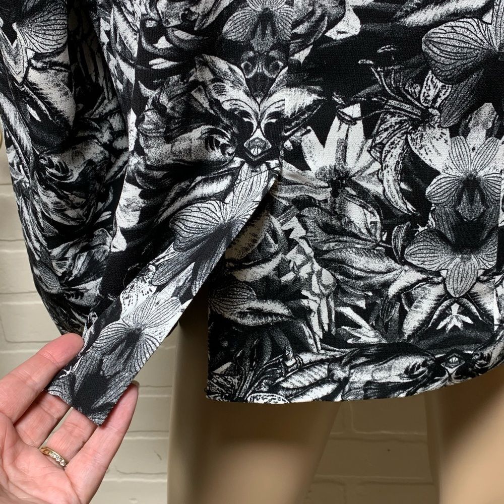 Silence + Noise One Button Fully Lined Black & Wh… - image 8